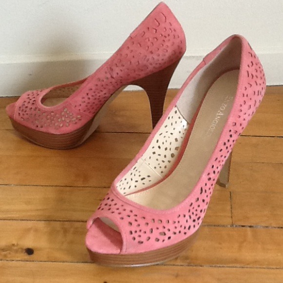 Enzo Angliolini pink suede heels.  Never Worn