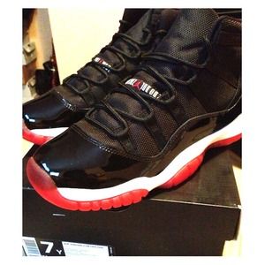 **SOLD**Authentic Jordan Bred 11's. Size 7 YOUTH