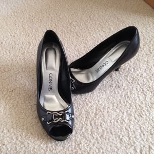 Connie peep-toe heels w/ buckle, 6.5, 3 in, black