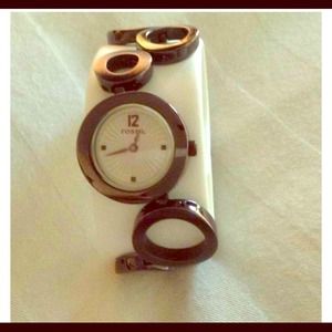 Fossil Watch Brownish copper colored. Gently used.