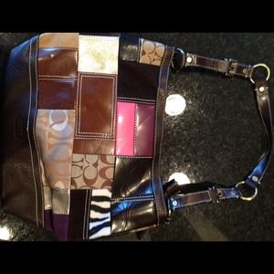 💥Large Coach Tote with matching wristlet💥