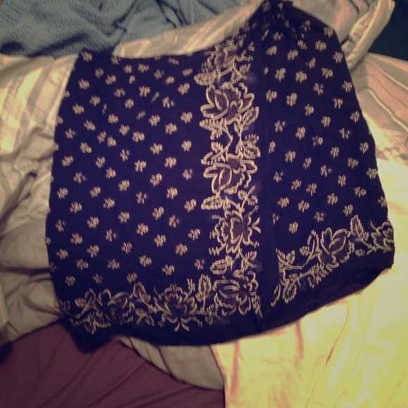 Cute side tie skirt