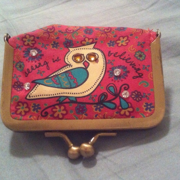 Owl contact holder