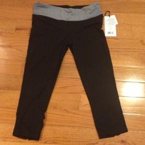 Black and gray yoga/running pants