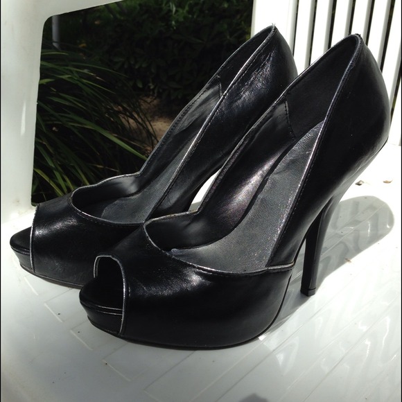 BUNDLE for Mpringle⬇Reduced⬇ Peep toe Pump