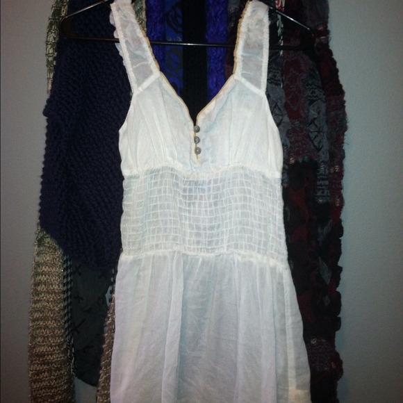 💰bundled💰🎀sold🎀Free people sheer tank top