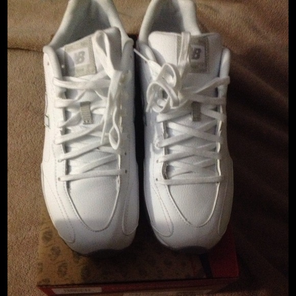 Size 10 gently used New Balance women's shoes