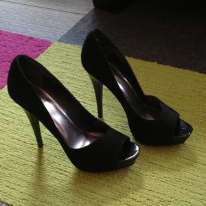 Bundle for @wen007 Black pumps and Ann Klein bag