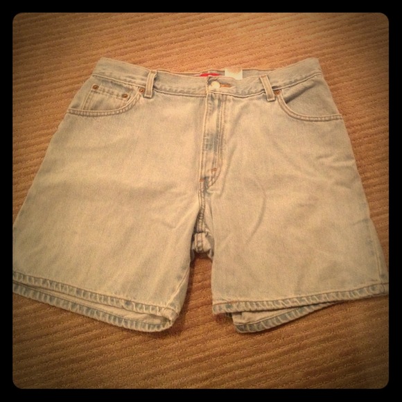 SOLD Levi's shorts