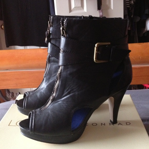 Open Toe Bootie  (Madden Girl)