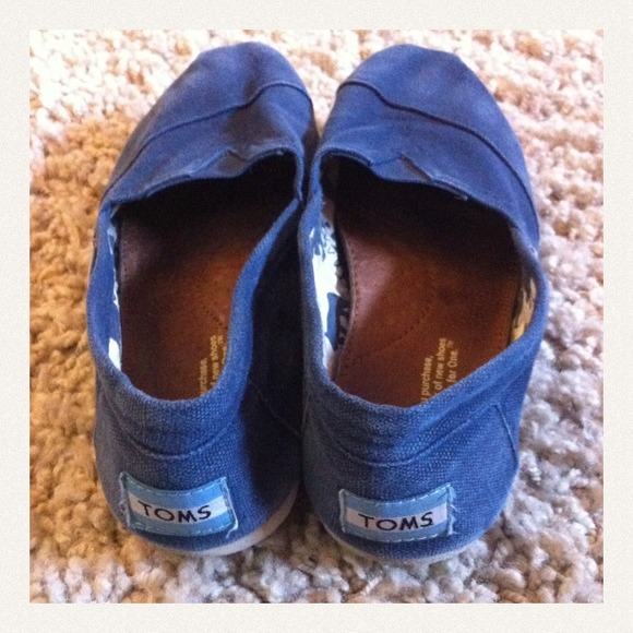 Classic Navy Blue TOMS