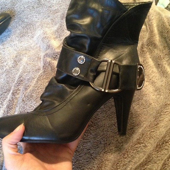 Boots - Picture 2 of 4