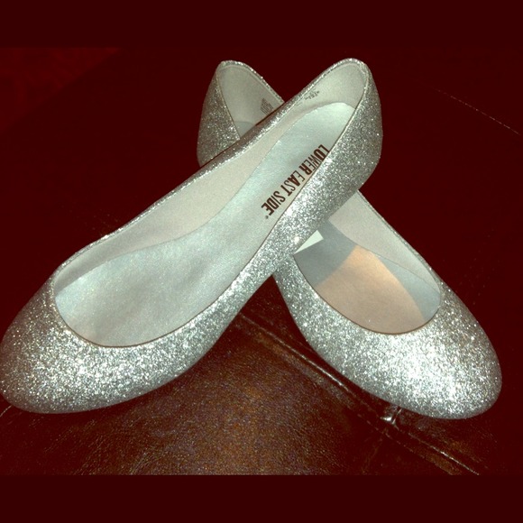 Silver sparkle flats s7