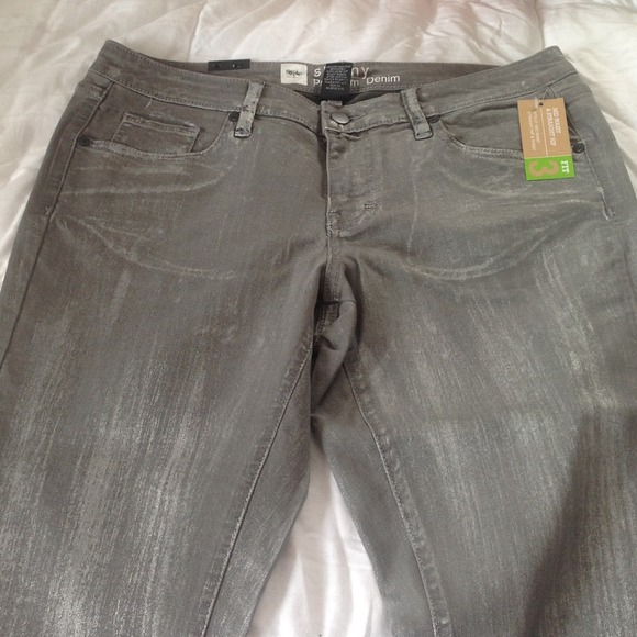 Very cool Silver colored jeans - Picture 1 of 3