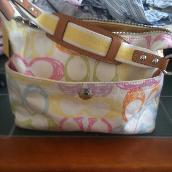 Spring coach bag - Picture 2 of 4