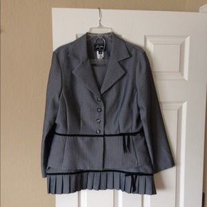 Grey pin striped skirt suit set