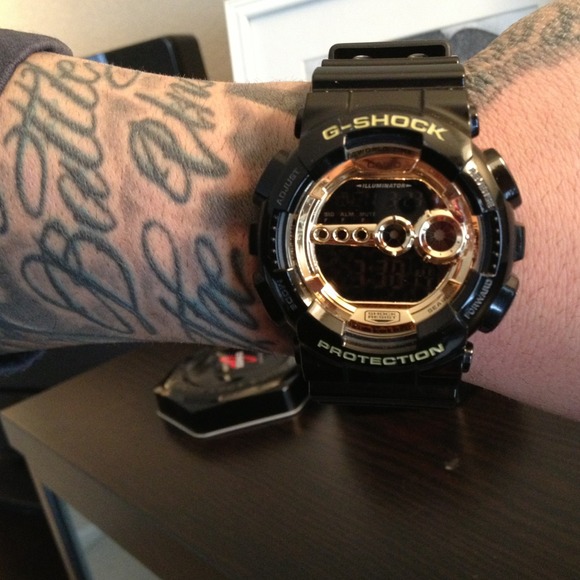 ❌❌SOLD❌❌ AUTHENTIC G-SHOCK illuminator watch