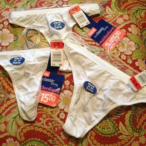 New Maidenform Thong "dare to be there".  Size 5