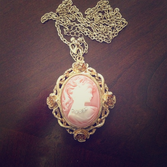 Vintage necklace with chain