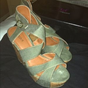 JUST REDUCE Size 10