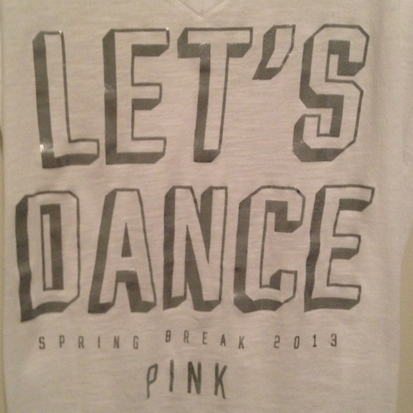 💥REDUCED💥Victoria's Secret Spring Break 2013 tee - Picture 2 of 2