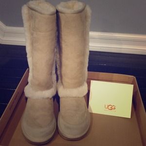 UGG classic sunsparkle shearling boot