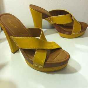 Franco Sarto 7 1/2 Heels