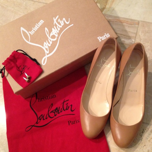 Christian Louboutin* platform pumps - Picture 2 of 4