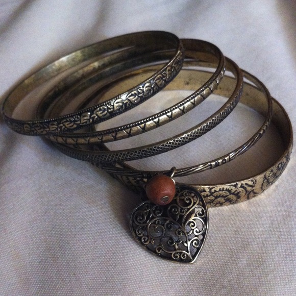 💕Bronze Gold Color Bangle Set💕 - Picture 2 of 2