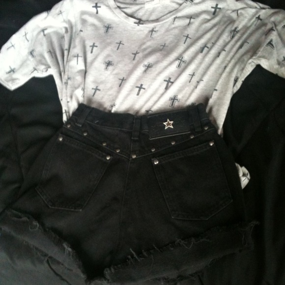 Sold In Bundle.   Black High Rise. - Picture 3 of 4