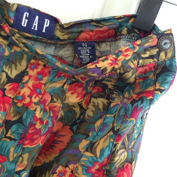 🔴SOLD. Vintage GAP Pleated Skirt - Picture 3 of 4