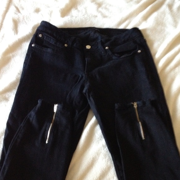 bebe black ankle zip skinny