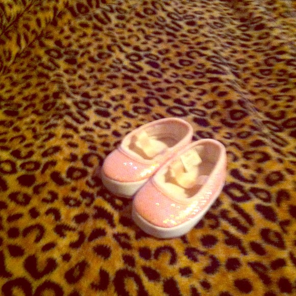 SOLD Baby girl shoes