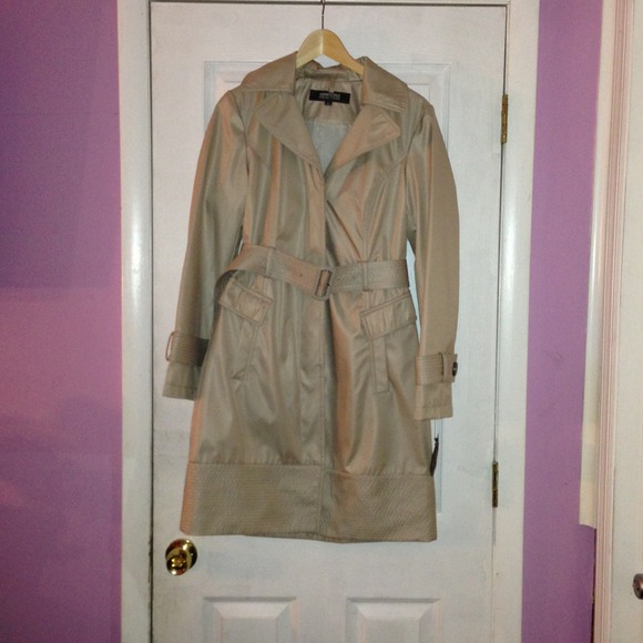 Kenneth Cole Reaction Belted Rain Jacket - Picture 1 of 4