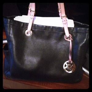 Michael Kors leather bag