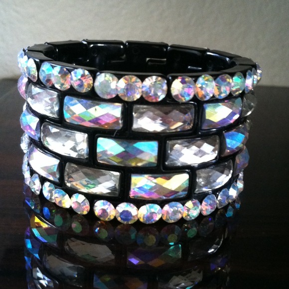 Stretch Bracelet - Picture 2 of 2