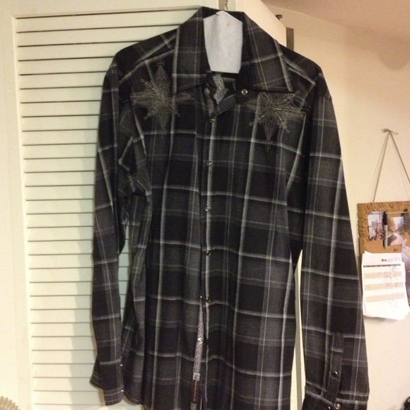 Men's shirt.