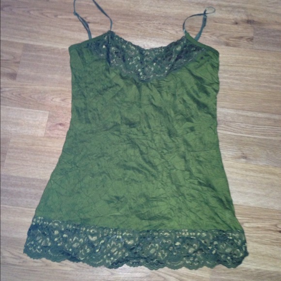 Olive green tank *RESERVE* trade!!!!
