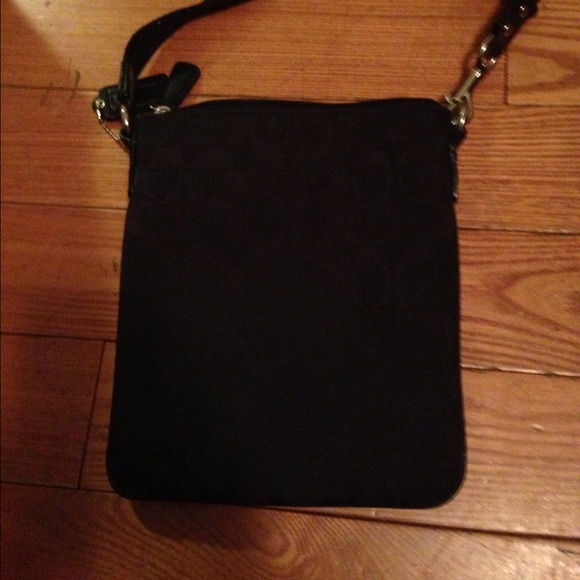 Authentic coach cross body bag - Picture 3 of 3