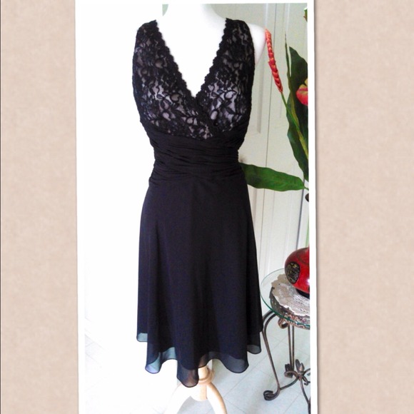 Black Jones Wear Dress!! size 16