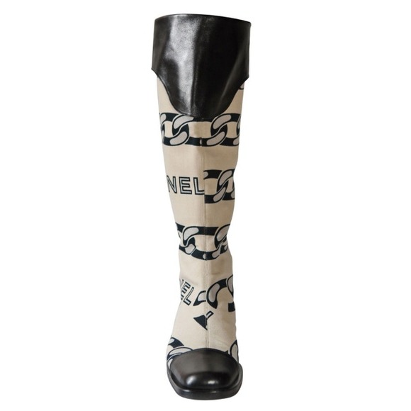 CHANEL!..I need these in my life!!!!! - Picture 2 of 2