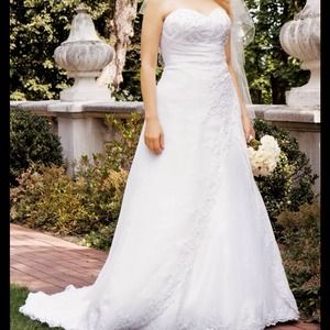 Wedding dress plus size 24 make offer!!!