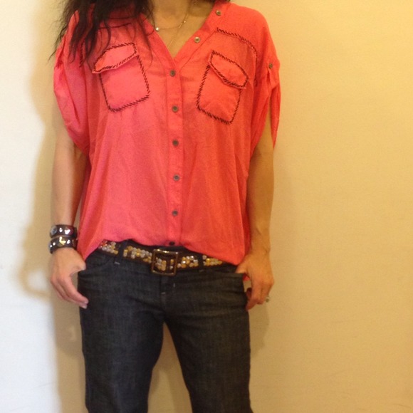 Great chiffon top - Picture 2 of 3