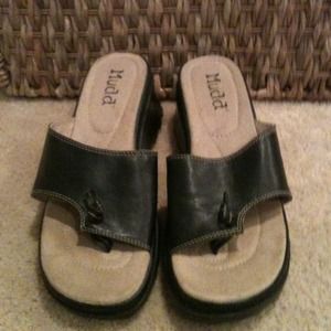 MUDD sandal size 10