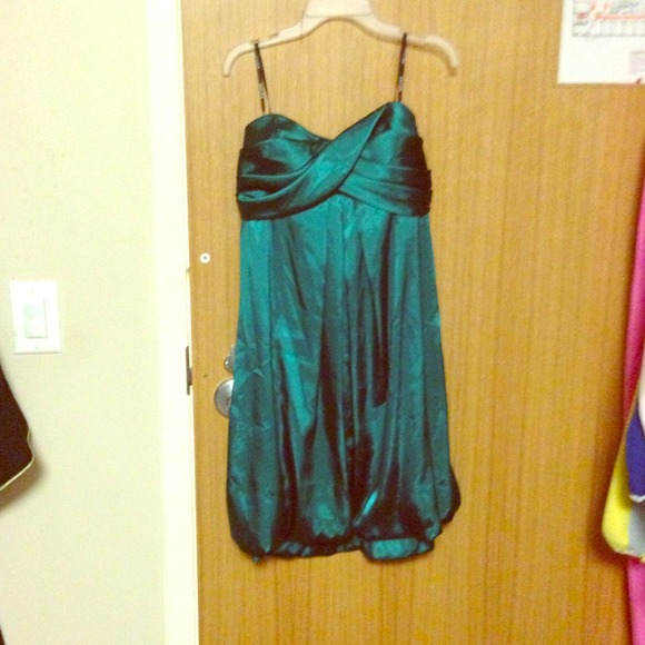 Strapless Emerald Prom/Formal Dress