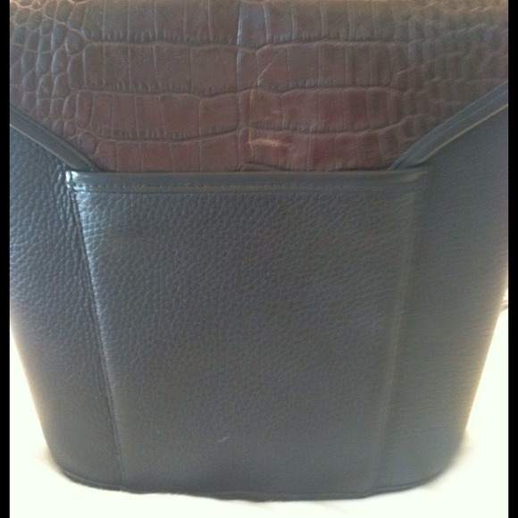 ***PRICE REDUCED***Brighton leather bag - Picture 3 of 4