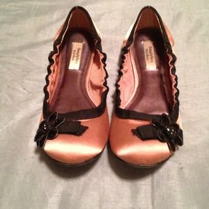 Vera Wang Flats