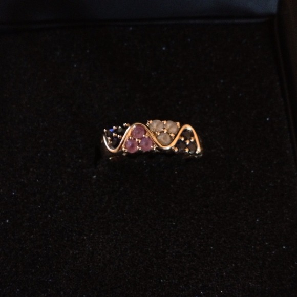 Sapphire 14k gold ring.