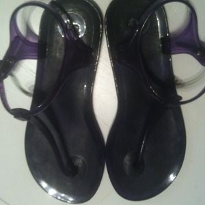 Gap size 6 jelly sandals