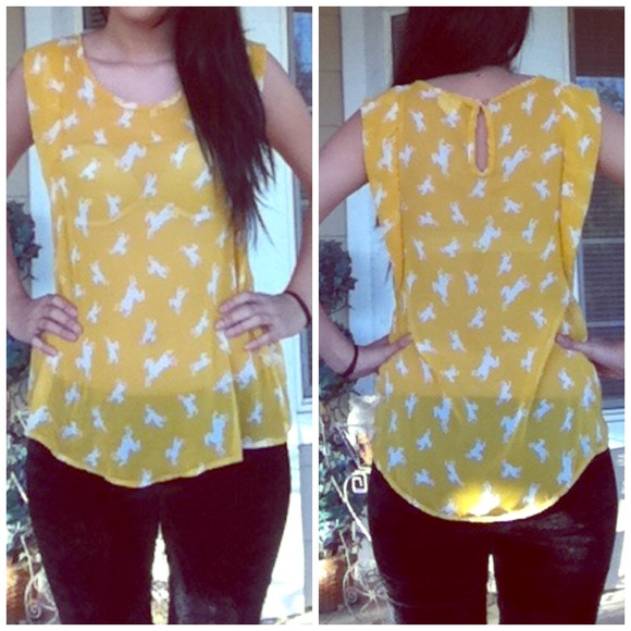 Yellow horse-print top